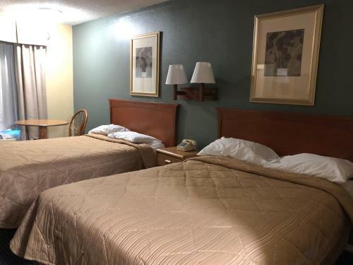 Hotel Americas Best Inn - Savannah