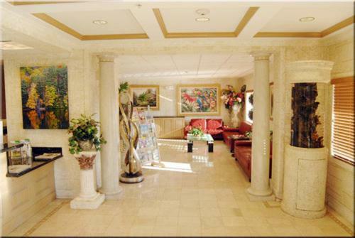 Motel Royal Inn Hotel
