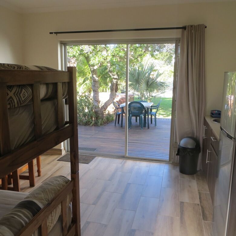 Hotel Cape Oasis Guesthouse