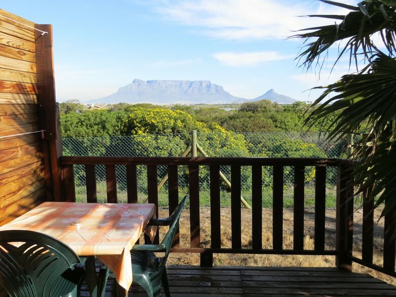Hotel Cape Oasis Guesthouse