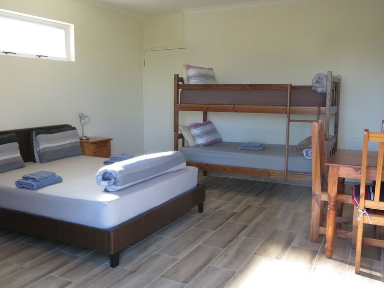 Hotel Cape Oasis Guesthouse