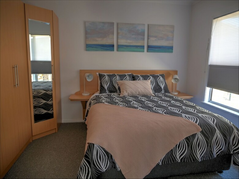 Emu Bay Holiday Homes