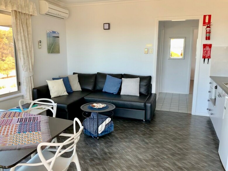 Emu Bay Holiday Homes