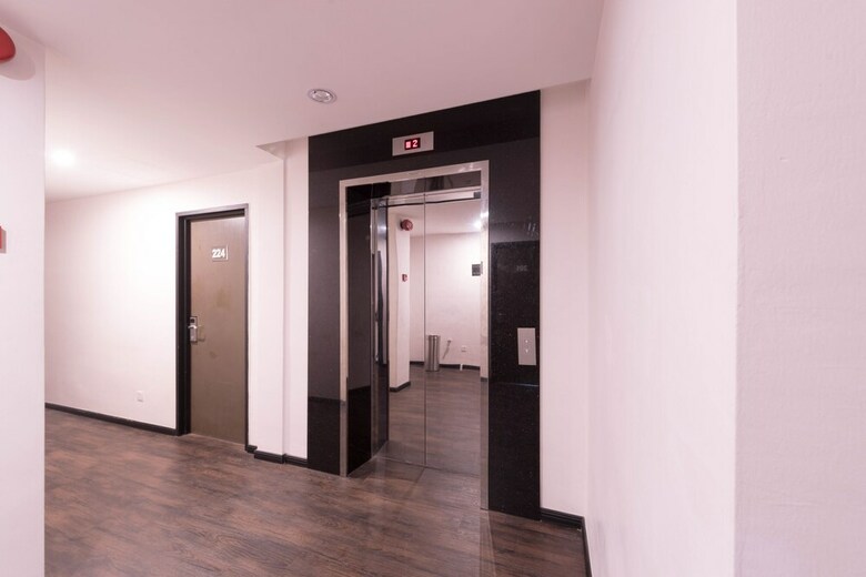 Oyo 89386 Stay 365 Hotel