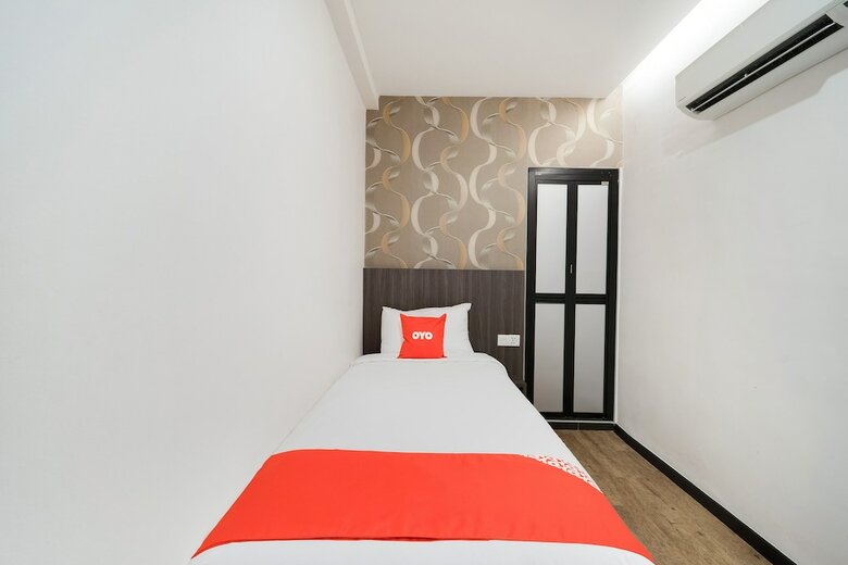 Oyo 89386 Stay 365 Hotel