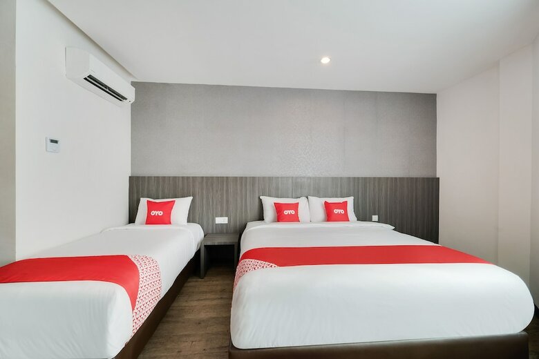 Oyo 89386 Stay 365 Hotel