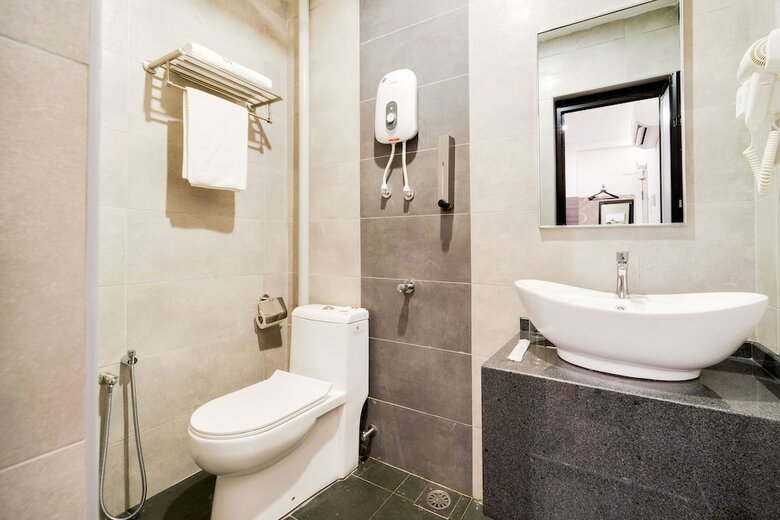 Oyo 89386 Stay 365 Hotel