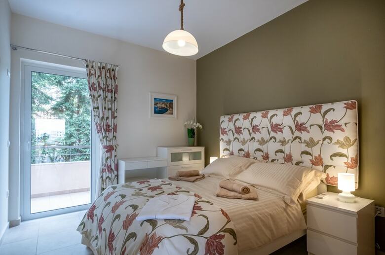 Sirena Tolo Luxury Apartment