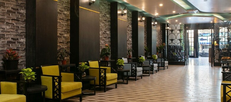 Azalea Parkview Hotel