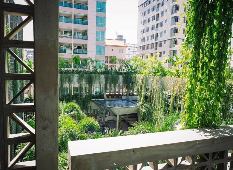 Baitong Hotel & Resort