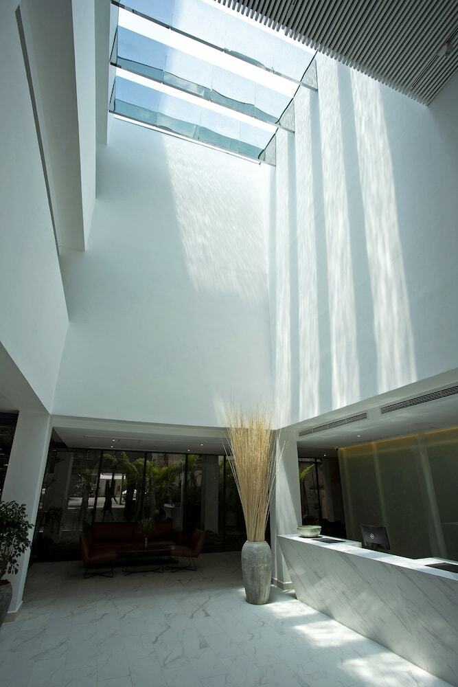 Baitong Hotel & Resort