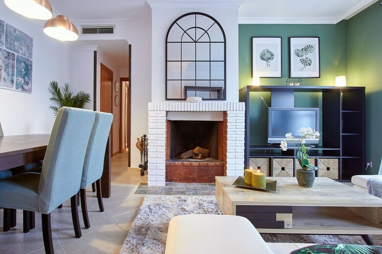 Banus Square 2 Bedrooms Apartment