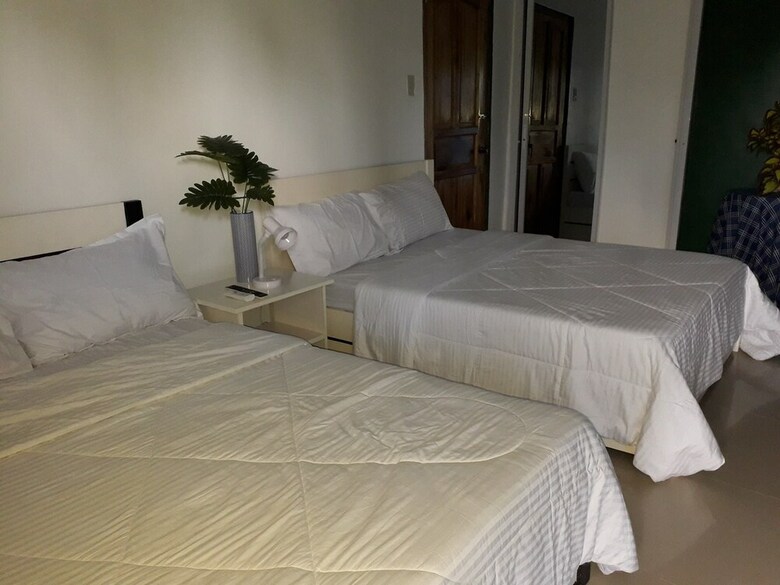 Hotel Phuenics de Galera