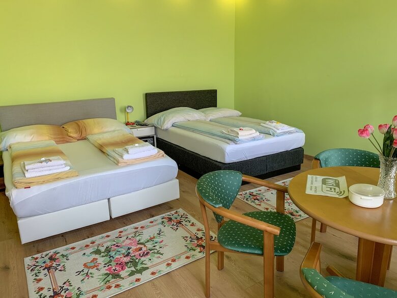 Fanaa Apartment
