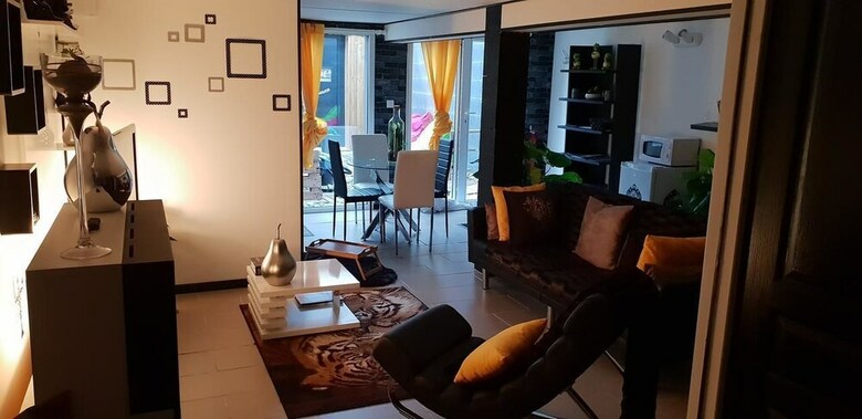 Hotel Chambres D'h�tes L'instant