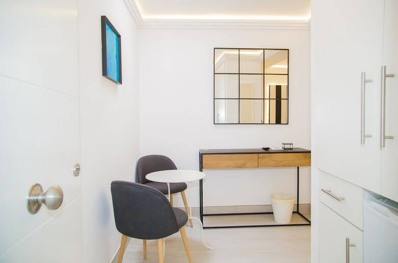 Pension Seven Golden Mile