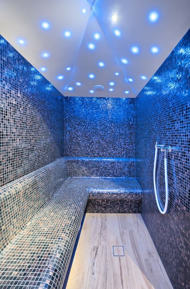 Time Boutique Hotel