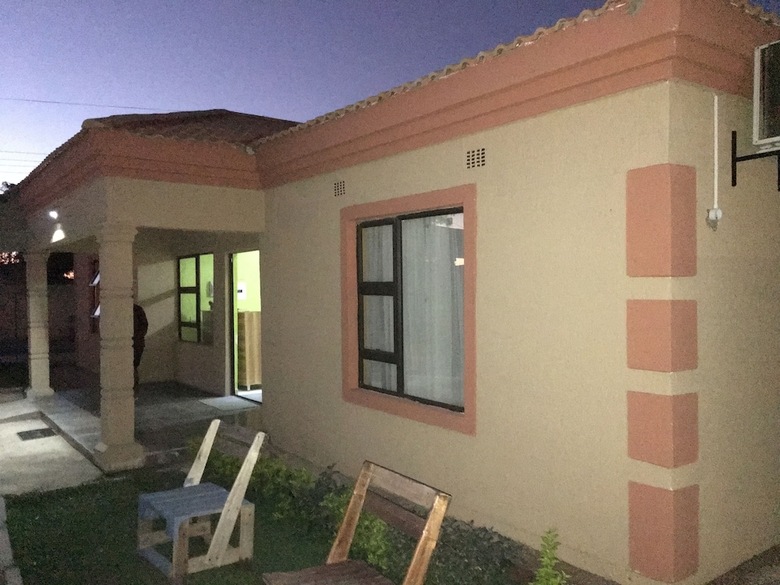Hotel Flower Inn Guest House