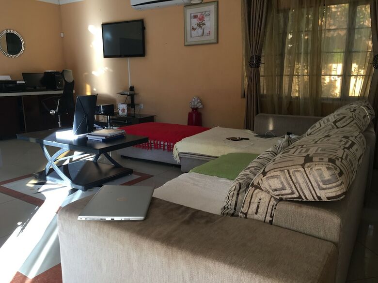 Hotel Blomsbed Inn