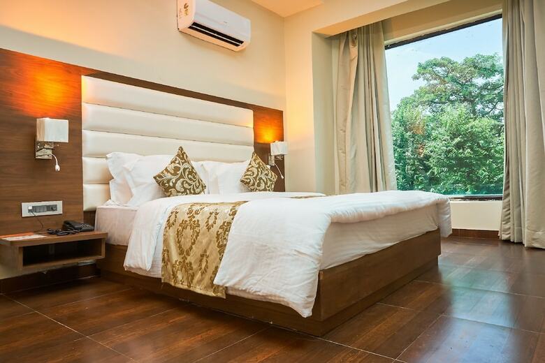 Ganpati Hotel