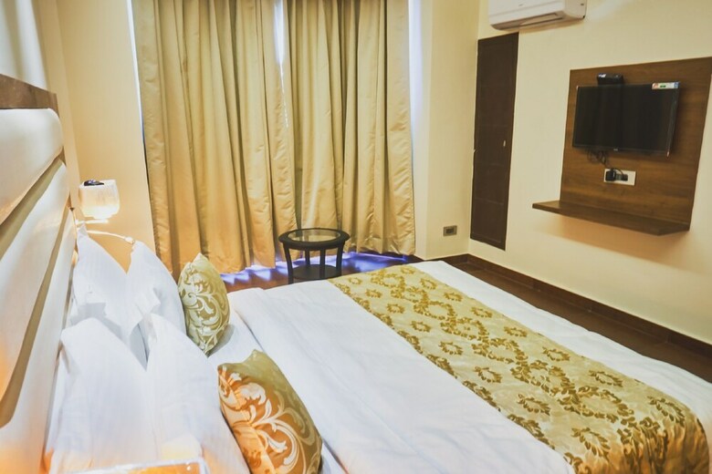 Ganpati Hotel