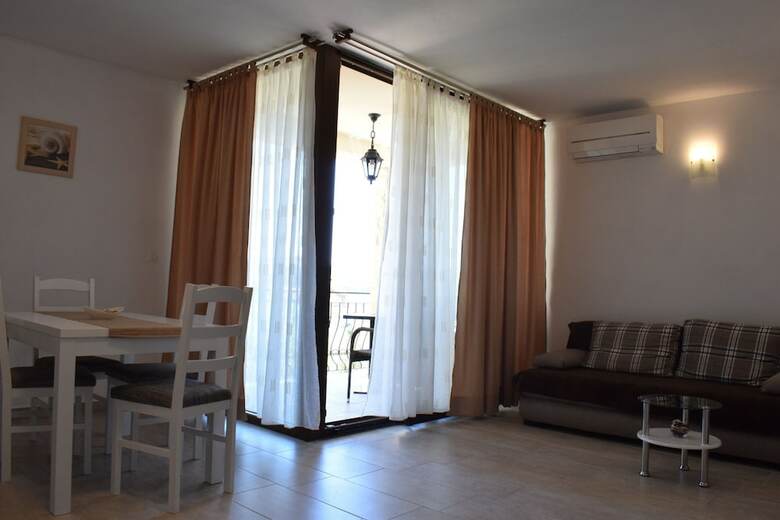 Luxury Apartments Otia
