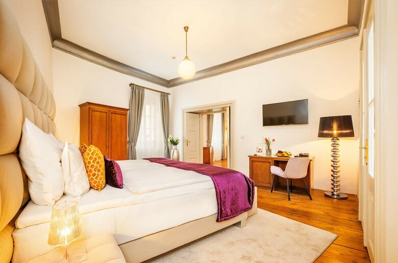 Hotel Bellevue Diamond