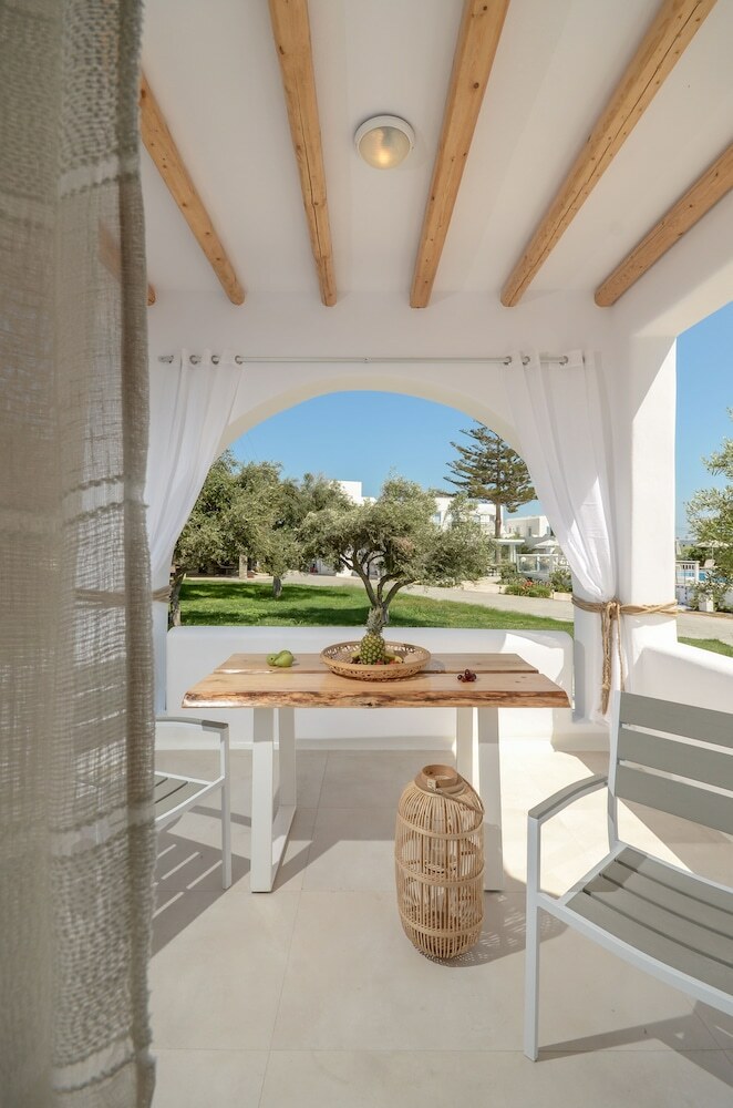 Hotel Naxos Nature Suites
