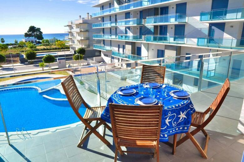 Apartamento Junto Al Mar Para 8 Personas En Cambrils