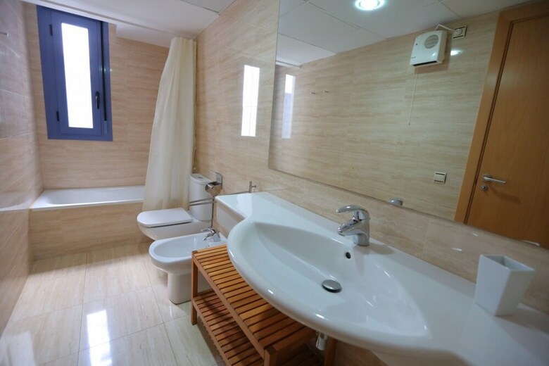 Apartamento Junto Al Mar Para 8 Personas En Cambrils