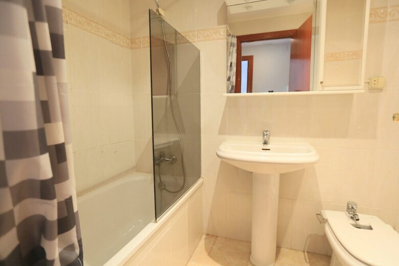 Apartamento Proxima Comercios Para 4 Personas En Cambrils