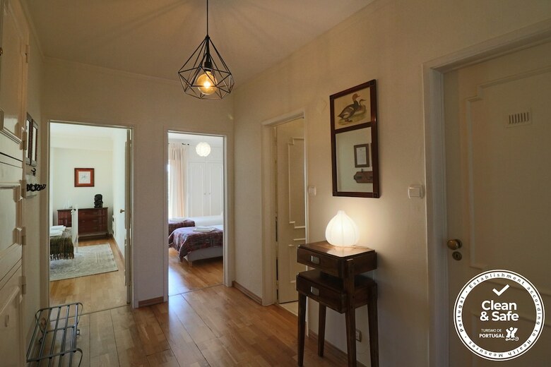 Cascais Estoril Apartment 400 M From Beach