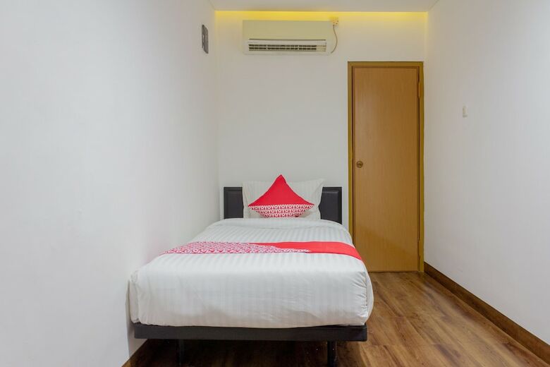 Hotel Oyo 366 Thamadhiro Residence