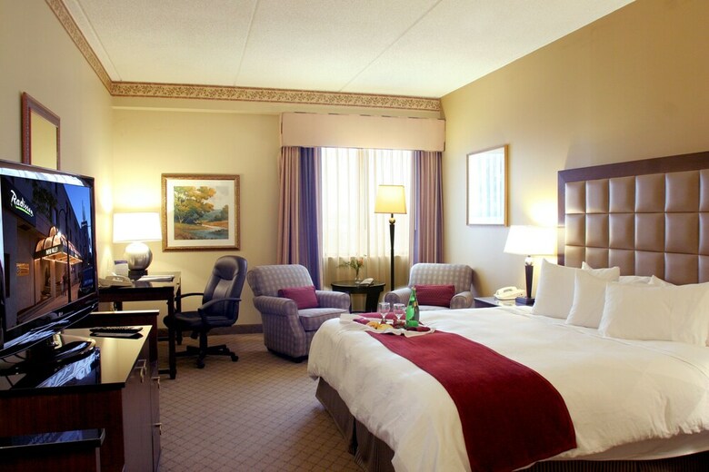 Red Lion Hotel Paper Valley