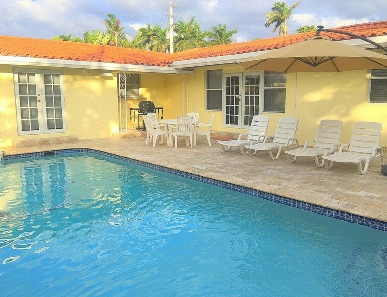 Casa Divina 4/3.5 For 10 Guests Heated Pool