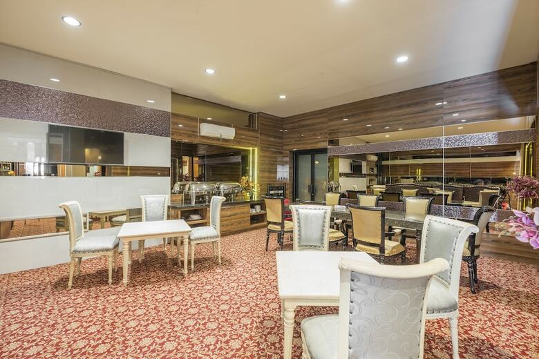Oyo 637 Yasmin Hotel