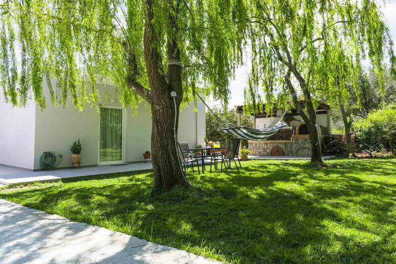 Liofyto House Private Garden