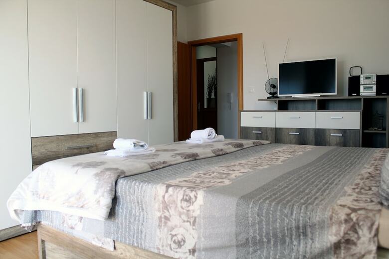 Holiday Sea View Apartment