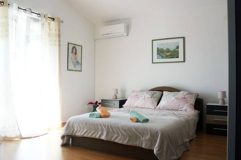 Holiday Sea View Apartment