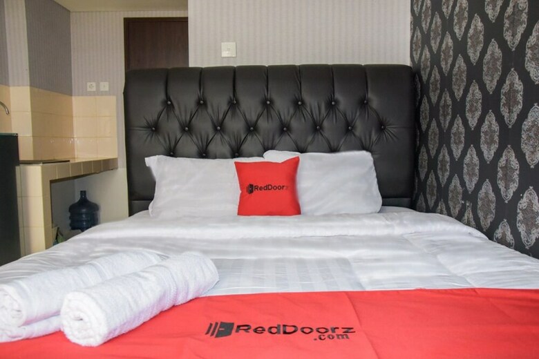 Hotel Reddoorz Apartment @ Serpong Green View