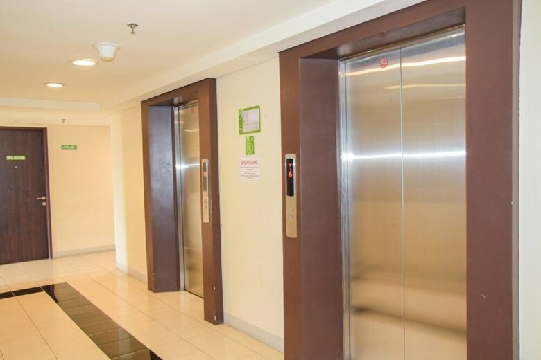 Hotel Reddoorz Apartment @ Serpong Green View