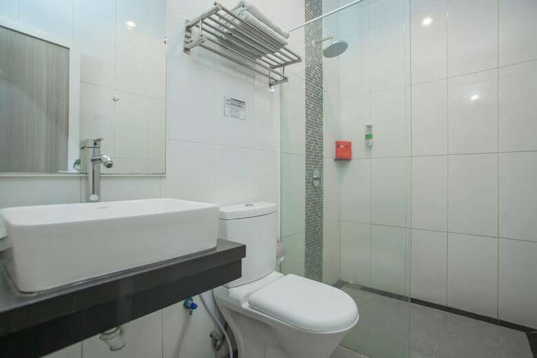 Hotel Reddoorz Plus @ Idjen Boulevard Malang