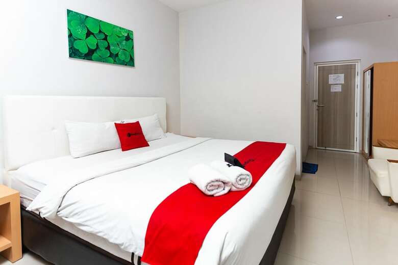 Hotel Reddoorz Plus @ Idjen Boulevard Malang