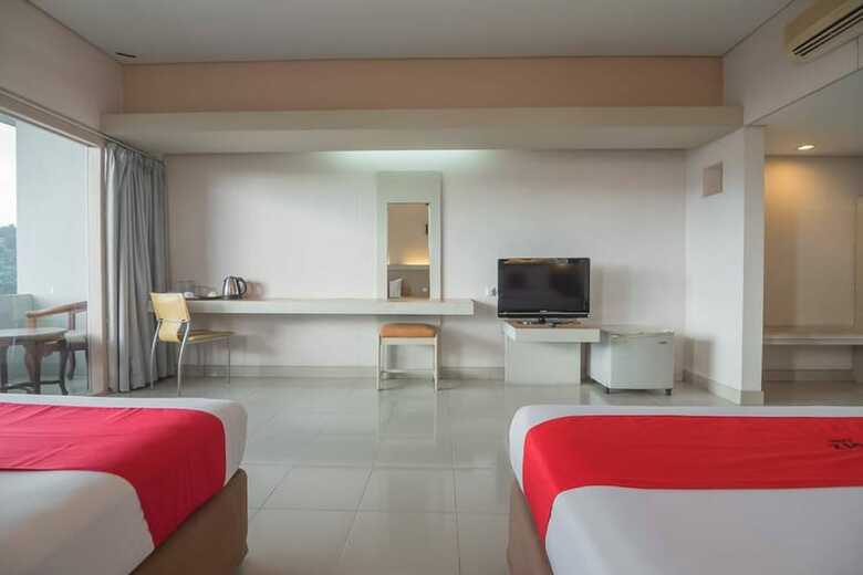 Hotel Reddoorz Plus Near Kampung Gajah 3