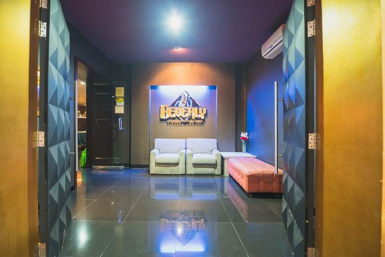 Hotel Reddoorz Plus Near Kampung Gajah 3