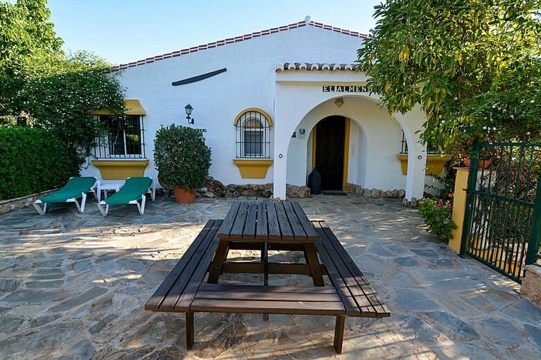 Agroturismo Villa El Almendro