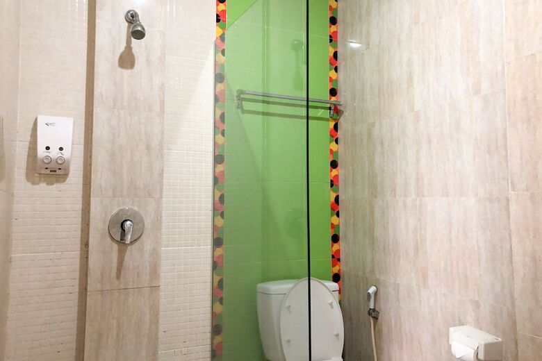 Hotel Reddoorz Near Pantai Pede
