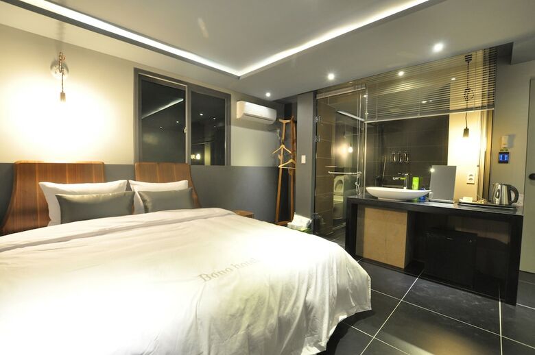 Hotel Bono