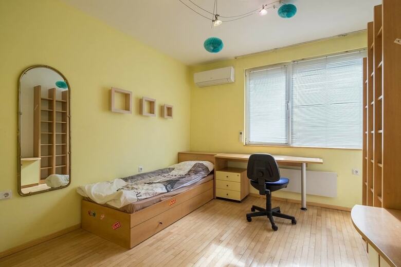 Fm Economy 3-bdr Apartment - Spacious Lozenetz Area