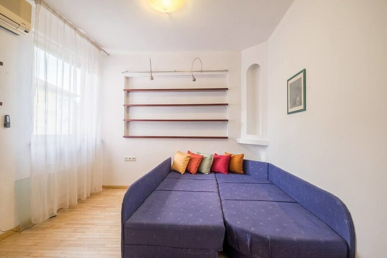 Fm Economy 3-bdr Apartment - Spacious Lozenetz Area